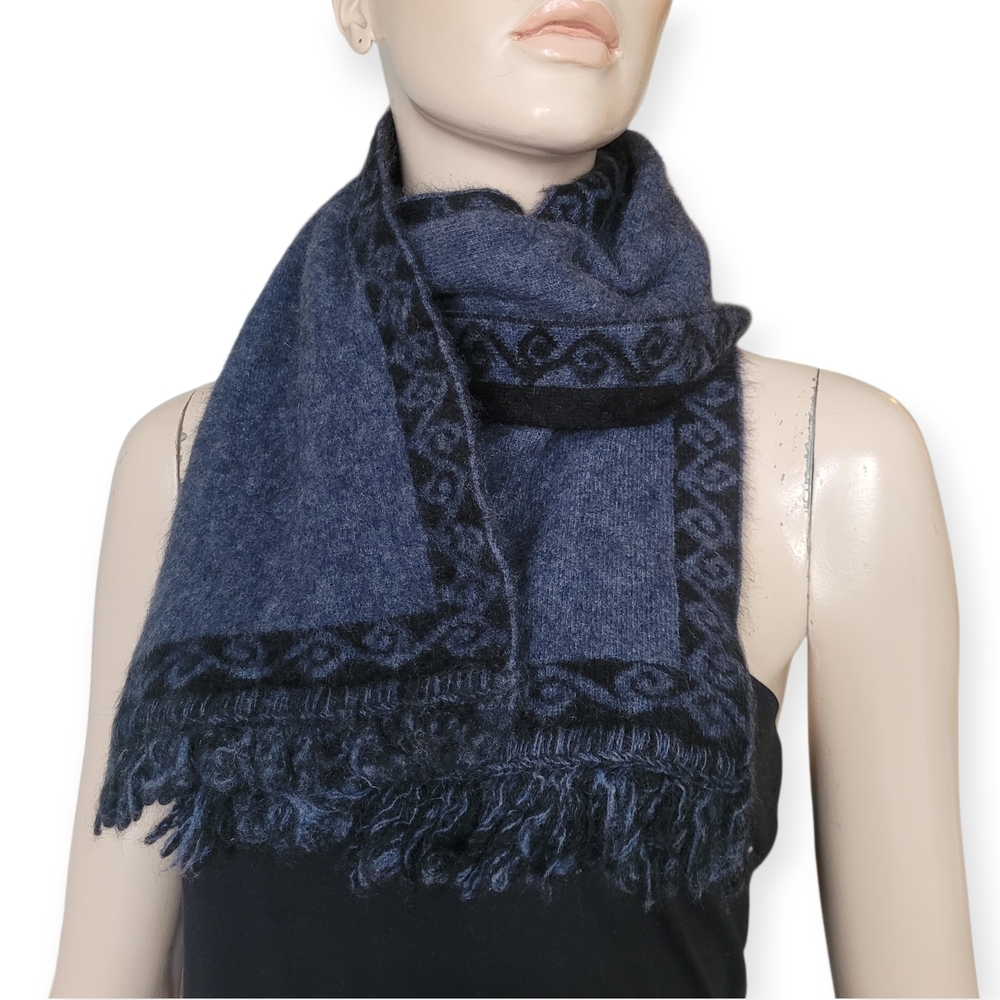 Vintage New Zealand Possum Fur Blend Scarf Soft Knit Fringe Quiet Luxury